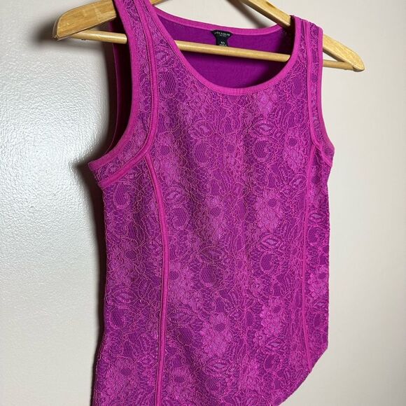 CLEARANCE! Pink Ann Taylor Lace Detail Sleeveless Blouse Size XS EUC - Picture 3 of 5